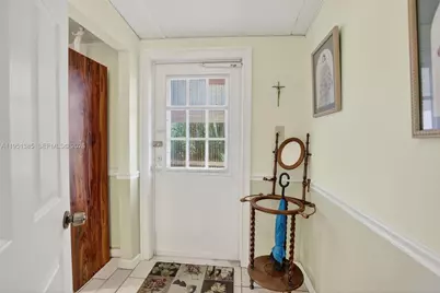 3033 Lakeshore Dr, Dania Beach, FL 33312 - Photo 15