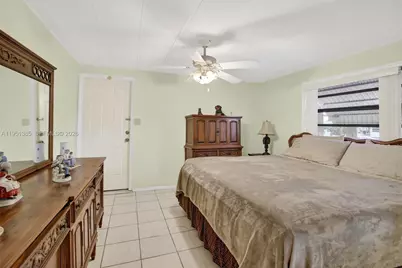 3033 Lakeshore Dr, Dania Beach, FL 33312 - Photo 35