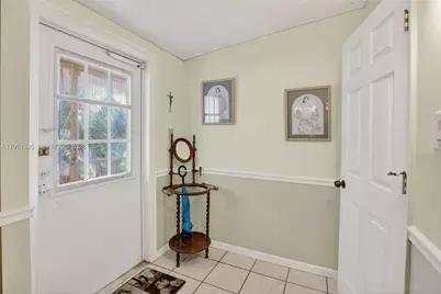 3033 Lakeshore Dr, Dania Beach, FL 33312 - Photo 15