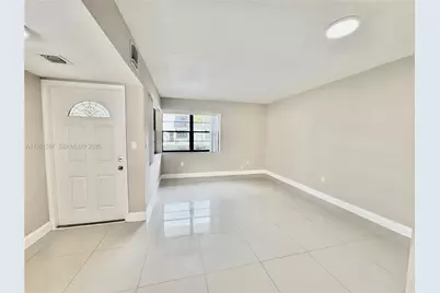 3840 SW 52nd Ave #3840, Pembroke Park, FL 33023 - Photo 7