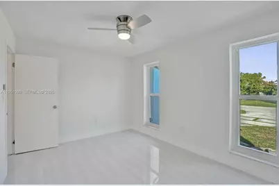 8436 Southampton Dr, Miramar, FL 33025 - Photo 37