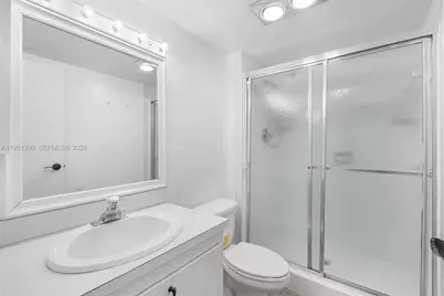 100 Bayview Dr #229, Sunny Isles Beach, FL 33160 - Photo 27