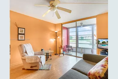 8861 Sunrise Lakes Blvd #106, Sunrise, FL 33322 - Photo 3