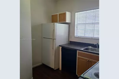 2061 NW 96th Ter #12P, Pembroke Pines, FL 33024 - Photo 7