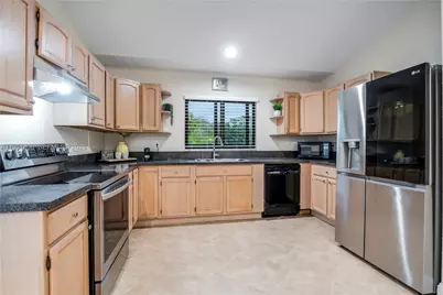 2751 SW 137th Ter, Davie, FL 33330 - Photo 3