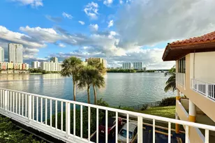 290 174th St, Sunny Isles Beach, FL 33160 - Photo 19