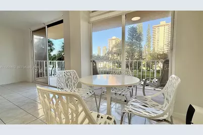 290 174th St #312, Sunny Isles Beach, FL 33160 - Photo 7