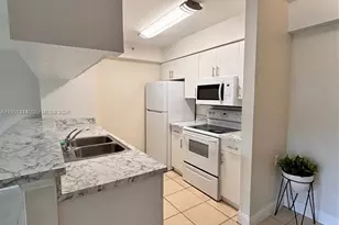 450 S Park Rd, Hollywood, FL 33021 - Photo 3