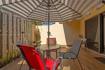 1210 NW 99th Ave #66, Pembroke Pines, FL 33024 - Photo 25