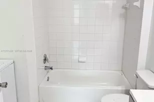 15410 SW 284th St, Homestead, FL 33033 - Photo 9