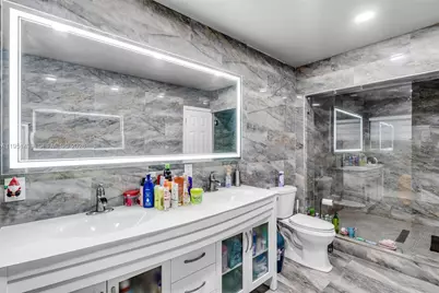 3320 NW 177th Ter, Miami Gardens, FL 33056 - Photo 15