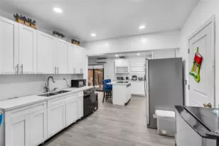 3320 NW 177th Terrace, Miami Gardens, FL 33056 - Photo 11