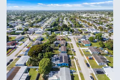 3320 NW 177th Ter, Miami Gardens, FL 33056 - Photo 31