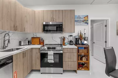 1430 NE 11th St #1430, Homestead, FL 33033 - Photo 1