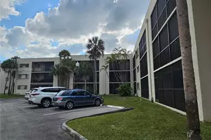 8075 SW 107th Ave, Miami, FL 33173 - Photo 37