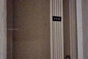 8075 SW 107th Ave, Miami, FL 33173 - Photo 5