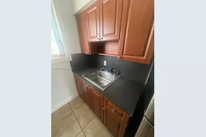 305 69th St #205, Miami Beach, FL 33141 - Photo 7