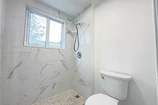 410 Pinecrest Dr, Miami Springs, FL 33166 - Photo 19