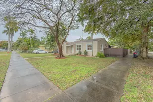 410 Pinecrest Dr, Miami Springs, FL 33166 - Photo 37