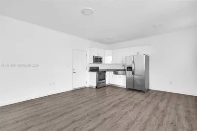 402 NW 12th Ave #202, Miami, FL 33128 - Photo 5