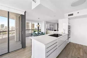 3530 Mystic Pointe Dr, Aventura, FL 33180 - Photo 17