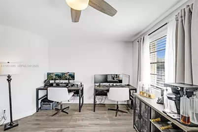 10501 W Broward Blvd #406, Plantation, FL 33324 - Photo 11