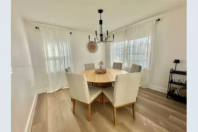 18715 NW 1st St, Pembroke Pines, FL 33029 - Photo 7