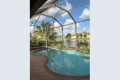 18715 NW 1st St, Pembroke Pines, FL 33029 - Photo 39