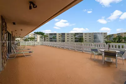 1024 SE 3rd Ave #301, Dania Beach, FL 33004 - Photo 37