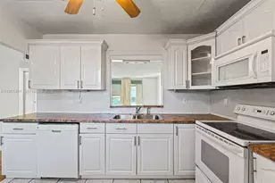 1024 SE 3rd Ave, Dania Beach, FL 33004 - Photo 9