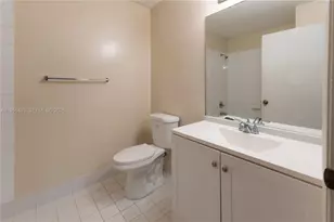 2270 SW 83rd Ave, Miramar, FL 33025 - Photo 23