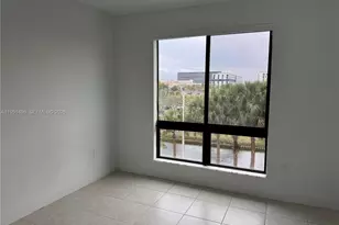 8363 NW 41st St, Doral, FL 33166 - Photo 15