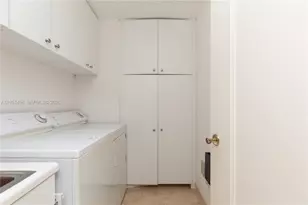 9601 Collins Ave, Bal Harbour, FL 33154 - Photo 23