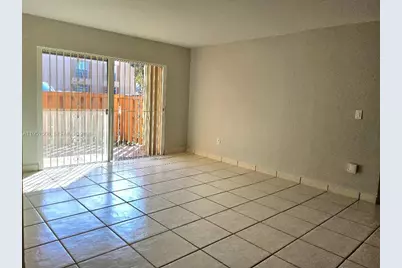 7115 Miami Lakes Dr #N29, Miami Lakes, FL 33014 - Photo 3