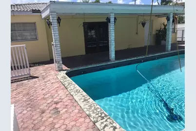 2038 Alton Rd, Miami Beach, FL 33140 - Photo 13