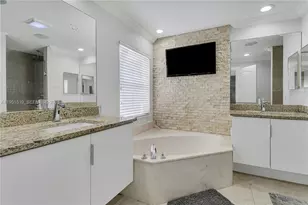 6047 Seminole Gardens Cir, Riviera Beach, FL 33418 - Photo 25