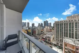 151 SE 1st St, Miami, FL 33131 - Photo 9