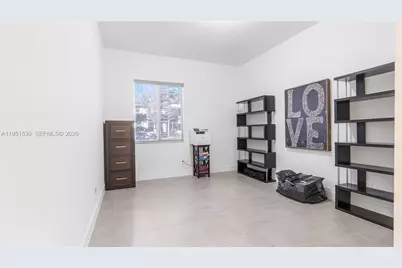 10530 S Lago Vista Cir, Parkland, FL 33076 - Photo 15