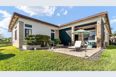 10530 S Lago Vista Cir, Parkland, FL 33076 - Photo 41