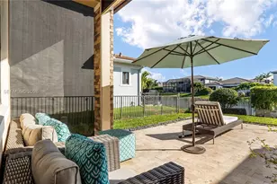 10530 S Lago Vista Cir, Parkland, FL 33076 - Photo 39