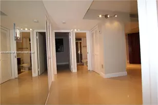 21075 NE 34th Ave, Aventura, FL 33180 - Photo 9