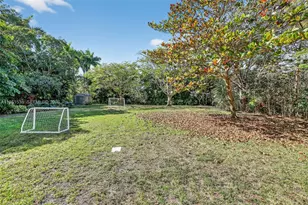 101 Holly Ln, Plantation, FL 33317 - Photo 89