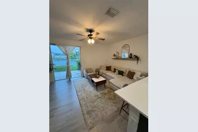 2819 SE 1st Dr #8, Homestead, FL 33033 - Photo 5