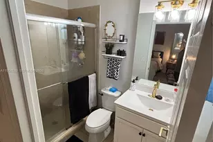 2819 SE 1st Dr, Homestead, FL 33033 - Photo 17