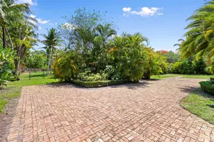 8030 SW 120th St, Pinecrest, FL 33156 - Photo 15