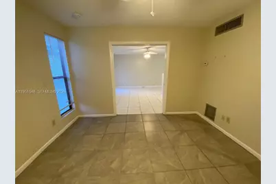 629 Executive Center Dr #J203, West Palm Beach, FL 33401 - Photo 9