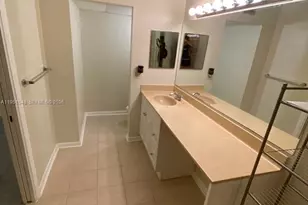 629 Executive Center Dr, West Palm Beach, FL 33401 - Photo 11