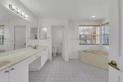5323 NW 125th Ave, Coral Springs, FL 33076 - Photo 25