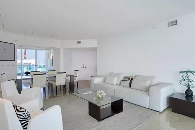 5025 Collins Ave #2107, Miami Beach, FL 33140 - Photo 3