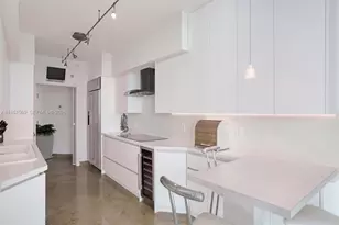 5025 Collins Ave, Miami Beach, FL 33140 - Photo 7